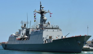 Chungmugong Yi Sun-sin-class destroyer (KDX-2)